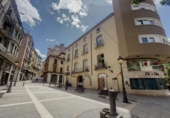 128m² locaux commerciaux pour vente à Manresa, dans le quartier de Centre Historique, Carrer d'Urgell photo