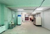 Local comercial en venta con 160m² en Madrid, en la zona de Almendrales, Calle de los Ferroviarios foto