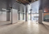440m² commercial premises for sale in Granada, in the area of Neighborhood of the Virgin, Calle San Jacinto photo