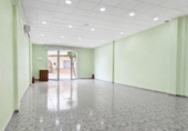 Local comercial
en venda
amb 84m² a el Pilar de la Foradada, Calle Tajo foto
