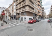30m² commercial premises for sale in Granada, in the area of San Antón Neighborhood, Calle Agustina de Aragón photo