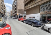 30m² commercial premises for sale in Granada, in the area of San Antón Neighborhood, Calle Agustina de Aragón photo