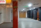 Local comercial en venta con 220m² en Elche foto