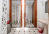 92m² cafeteria for sale in Granada, photo