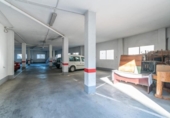 Local comercial en venta con 238m² en Güéjar Sierra foto