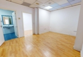 68m² commercial premises for sale in Posadas, Avenida Blas Infante photo