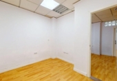 68m² commercial premises for sale in Posadas, Avenida Blas Infante photo