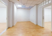 68m² commercial premises for sale in Posadas, Avenida Blas Infante photo