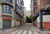 Local comercial en venta con 28m² en Santander, Calle Elcano foto