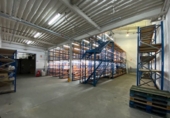1100m² warehouse industrial for rent in Cornellà de Llobregat photo