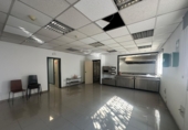 1100m² warehouse industrial for rent in Cornellà de Llobregat photo