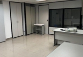 1100m² warehouse industrial for rent in Cornellà de Llobregat photo