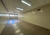 60m² locaux commerciaux industriel pour location à Esplugues de Llobregat photo