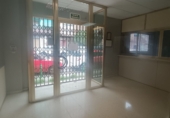 Local comercial en alquiler con 620m² en Granada, en la zona de Angustias foto