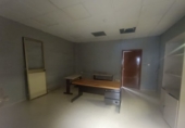 Local comercial en alquiler con 620m² en Granada, en la zona de Angustias foto