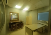 Local comercial en alquiler con 620m² en Granada, en la zona de Angustias foto