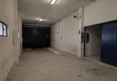 Local comercial en alquiler con 620m² en Granada, en la zona de Angustias foto