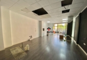 159m² commercial premises for rent in Valencia, in the area of Benimaclet photo