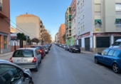 Local comercial en venta con 187m² en Badajoz foto