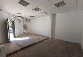 47m² commercial premises for rent in Seville, in the area of Nervion, Calle Padre Pedro de Ayala, 14 photo