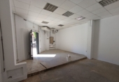 47m² commercial premises for rent in Seville, in the area of Nervion, Calle Padre Pedro de Ayala, 14 photo