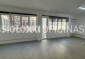 147m² bureaux pour location à Barcelone, dans le quartier de le Parc i la Llacuna del Poblenou, Carrer de Llull photo