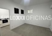 147m² bureaux pour location à Barcelone, dans le quartier de le Parc i la Llacuna del Poblenou, Carrer de Llull photo