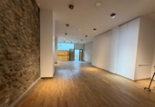 77m² locaux commerciaux pour location à La Corogne photo