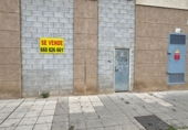 Local comercial en venta con 120m² en Sevilla, en la zona de Sevilla Este foto