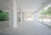 262m² commercial premises for sale in Seville photo