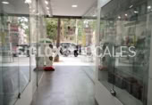 90m² locaux commerciaux pour location à Barcelone, dans le quartier de Verdun, Via Júlia photo