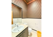 Nave Industrial en venta con 613m² en Marbella foto
