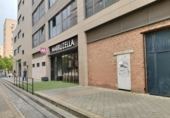 160m² commercial premises for sale in Seville, in the area of Seville East, sevilla este - avenida de las ciencias photo