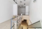 Local comercial en alquiler con 150m² en Pamplona foto