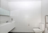 Local comercial en venta con 226m² en Cerdanyola del Vallès, Passeig de la Riera foto