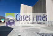 Local comercial Industrial en venta con 5112m² en La Pobla de Farnals, Calle Alguixós foto