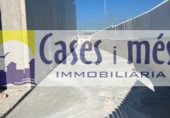 Local comercial Industrial en venta con 5112m² en La Pobla de Farnals, Calle Alguixós foto