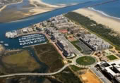Local comercial en venta con 143m² en Ayamonte, Paseo del Pinillo foto