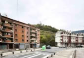 Local comercial
en venda
amb 32m² a Bilbao, a la zona de Errekalde, Parque Iturrigorri foto