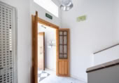 295m² bâtiment pour vente à Rubiá, Calle San Vicente Paúl photo
