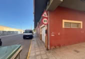 130m² commercial premises for sale in Almansa, Calle Corredera photo