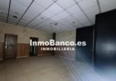 211m² commercial premises for sale in Carcagente, carrer escrivà maseres, 46740 photo