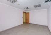 101m² commercial premises for sale in Salobreña, Avenida Peronne photo