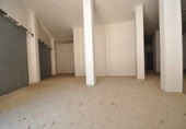 Local comercial en venta con 700m² en Elda, Calle Jardines foto