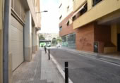 100m² commercial premises for sale in Vilanova i la Geltrú, in the area of Centrevila, Plaça de Soler i Carbonell photo