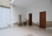 100m² commercial premises for sale in Vilanova i la Geltrú, in the area of Centrevila, Plaça de Soler i Carbonell photo