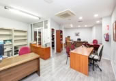 Oficinas en venta con 137m² en Granada, en la zona de Barrio de San Antón, Calle del Marqués de Mondéjar foto