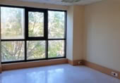 875m² bureau pour vente à Séville, dans le quartier de Triana Ouest, Calle Américo Vespucio photo