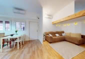 Local comercial
en venda
amb 55m² a Madrid, a la zona de Palomeras Sud-est, Avenida de la Albufera foto