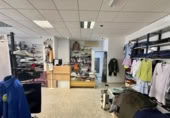 Local comercial
en venda
amb 92m² a Badajoz, a la zona de Sant Roc, Calle Luis de Miranda foto